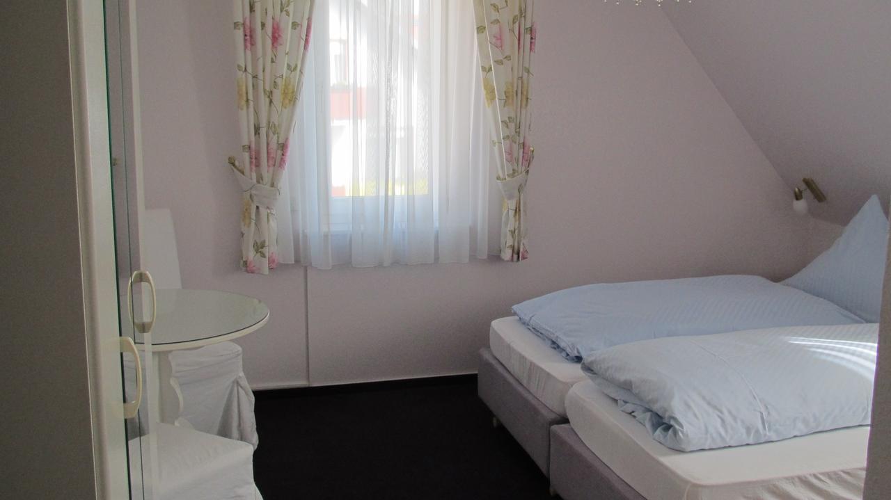 Hotel Alleeschloesschen Bad Wildungen Kamer foto